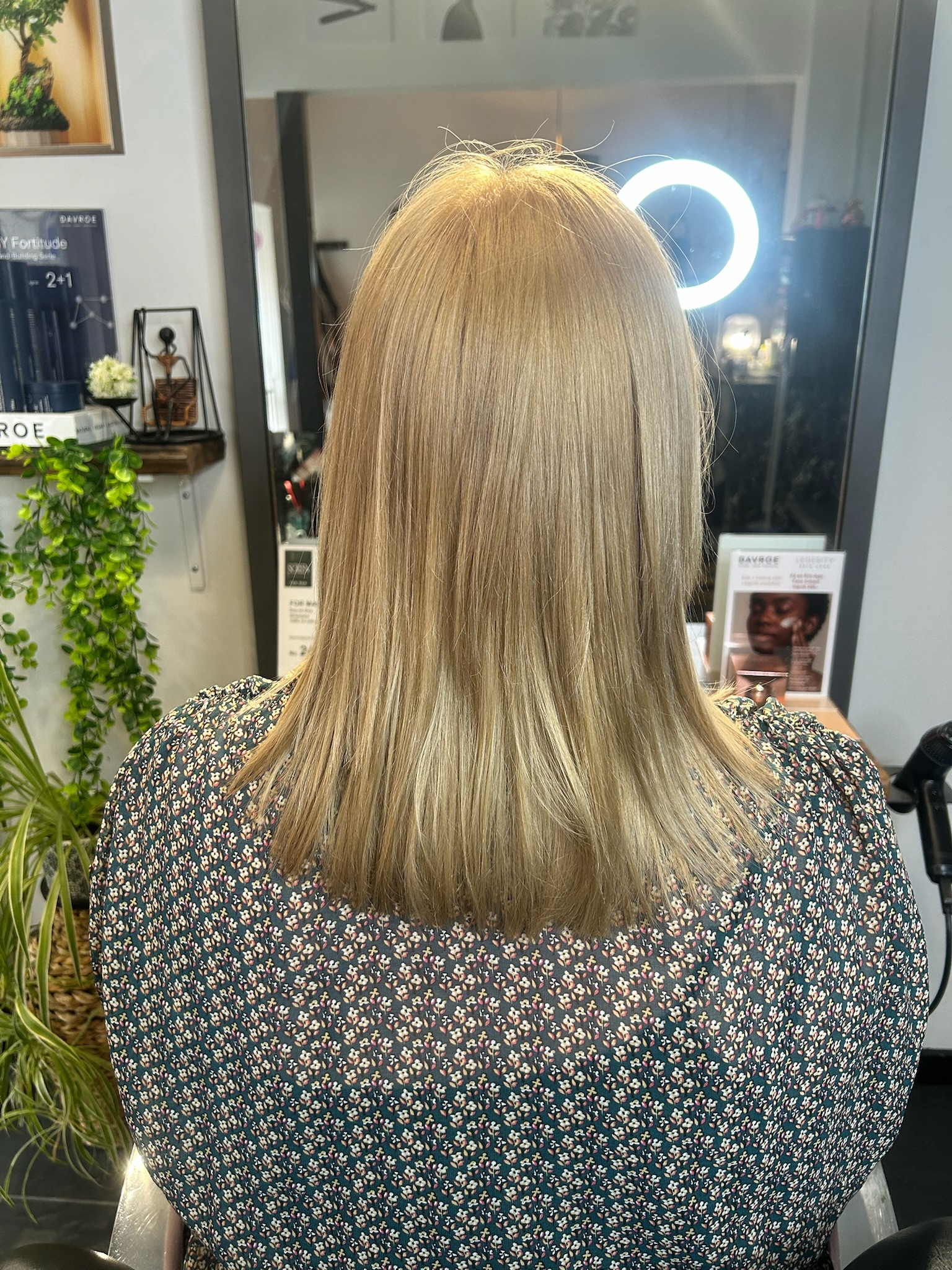Lange blonde højdepunkter
